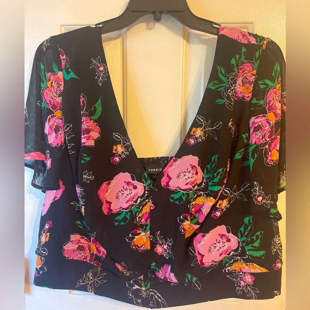 Cropped Chiffon Top
